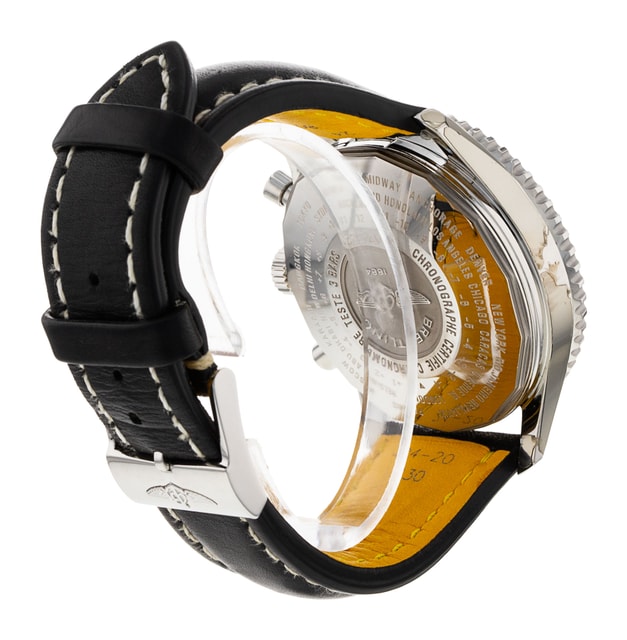 Breitling Navitimer Chronograph GMT 46 A24322 Image 3